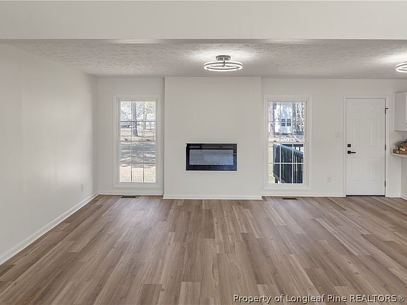 5th image of 6929 Brockwood St