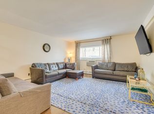 8845 Lamon Ave #Id1306683p, Skokie, IL 60077