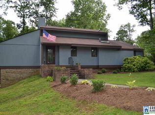 1341 Shades Run Cir, Birmingham, AL 35244