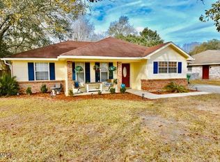2625 Beachview Dr, Ocean Springs, MS 39564