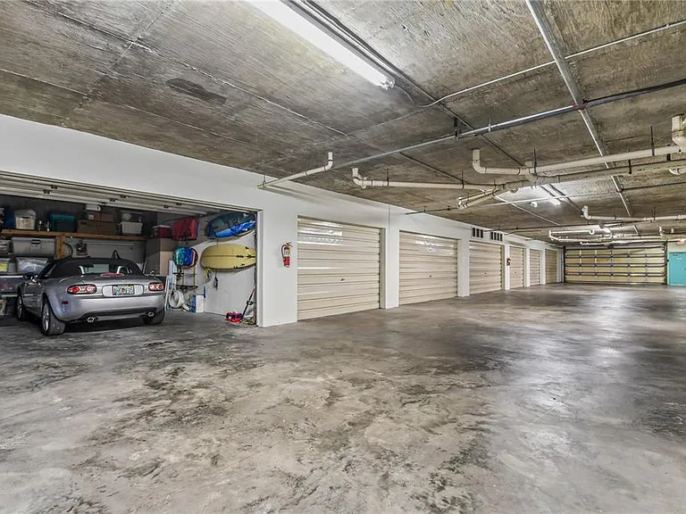 8700 Ridgewood Ave #B204 — Photo 17