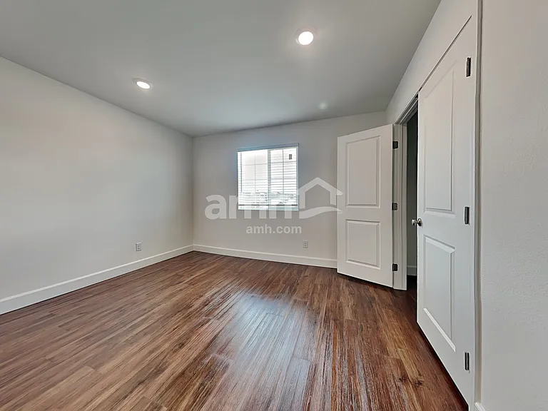 4828 Blushing Star St — Photo 22