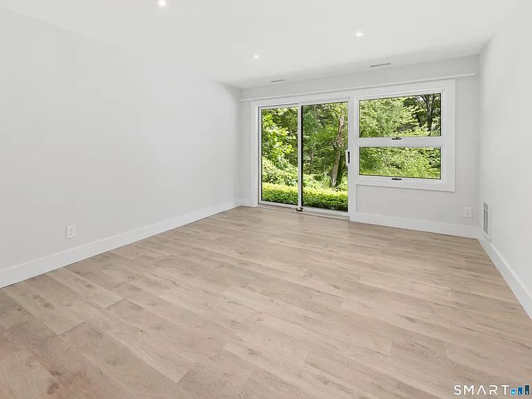 33 Little Fox Ln — Photo 29