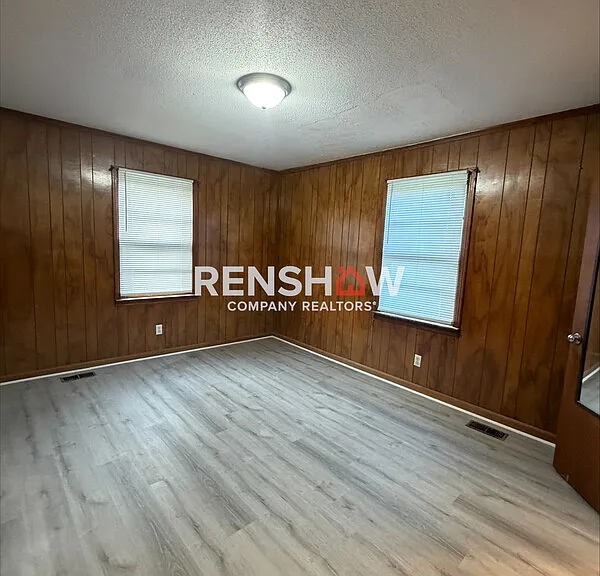 155 Moore Rd — Photo 21