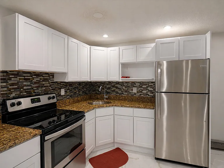 A400 Washington St #D6 — Photo 6