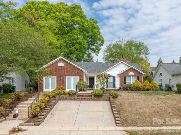 5519 Haybridge Rd, Charlotte, NC 28269