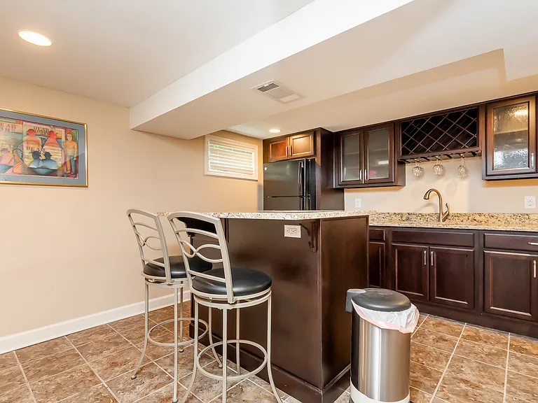 2223 Strathmoor Blvd #FURNISHED — Photo 28