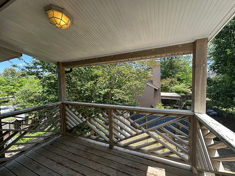 605 Masefield Cir — Photo 18