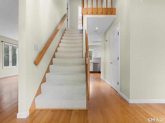 4th image of 23 Brookview Lane