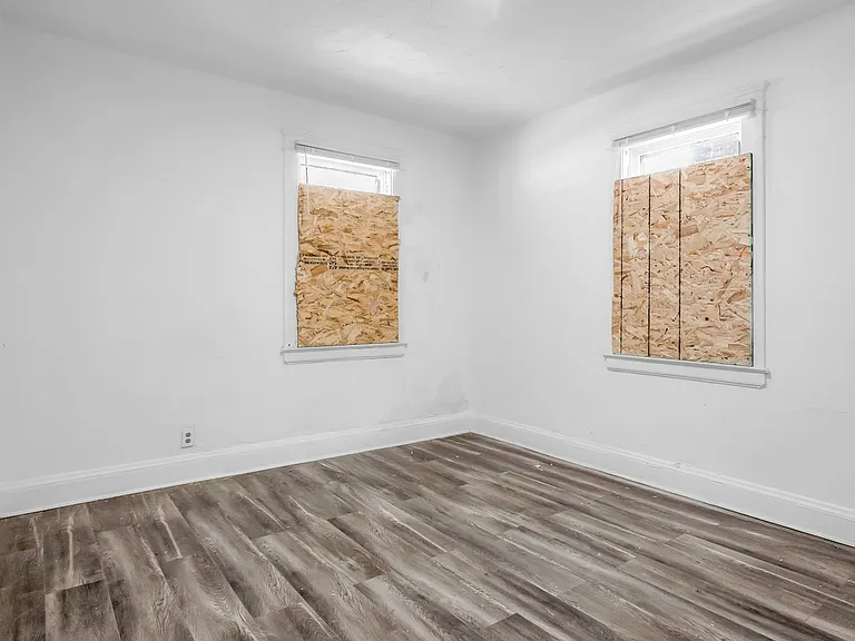 15322 Yorick Ave #A — Photo 12