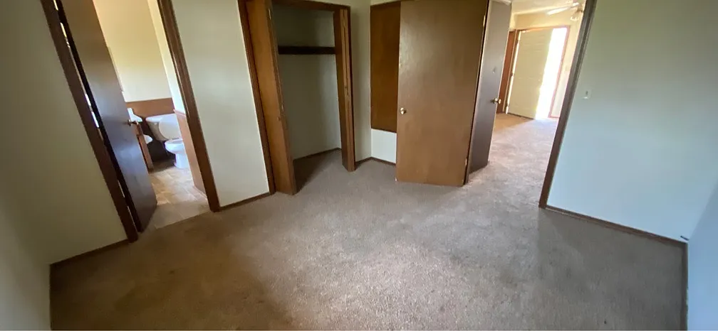 524 W. Montana - Montana Apt. - 2E — Photo 4