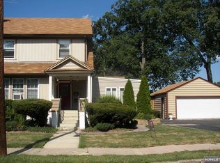 365 Warburton Ave, Hawthorne, NJ 07506