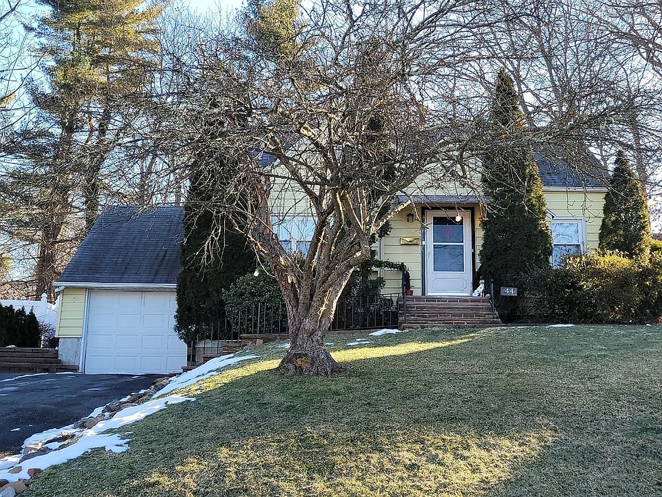 1st image of 44 Lenox Ter