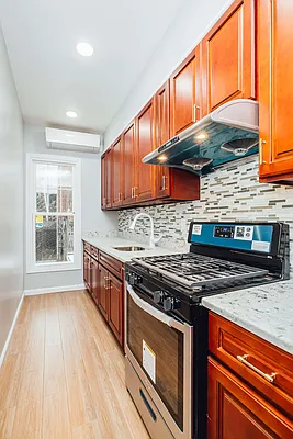 Rented by Nooklyn NYC LLC | media 21