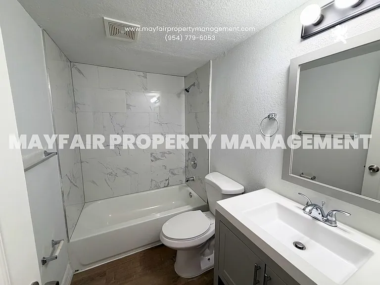 4447 Treehouse Ln #17C — Photo 9