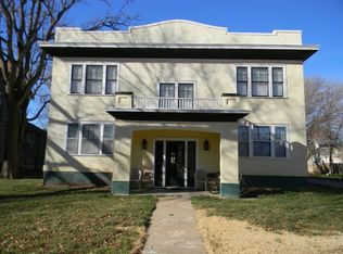 216 S F St APT 1, Wellington, KS 67152