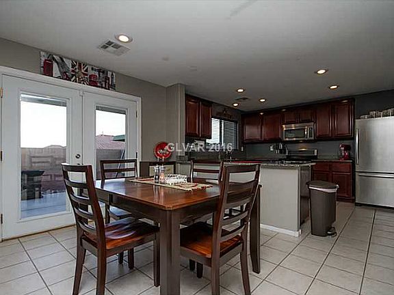 5th image of 5316 Hollyridge St