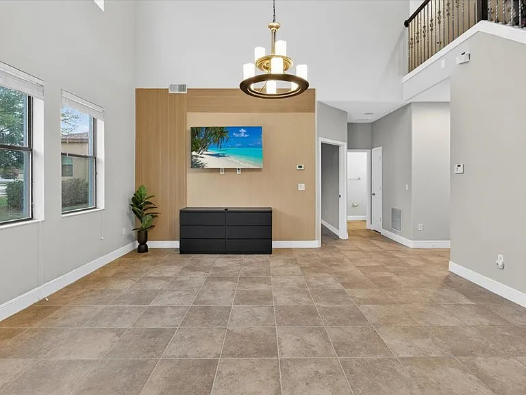 1389 Heritage Landings Dr — Photo 33