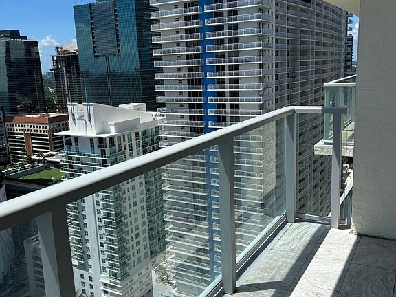5th image of 1155 Brickell Bay Dr APT 3309