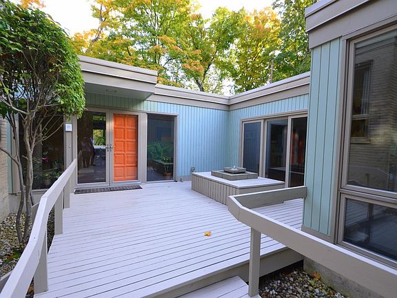 3rd image of 6740 E Beechlands Dr