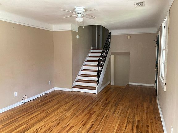 4th image of 6054 Gen Diaz St