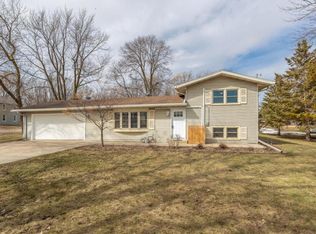 909 N Mantorville Ave, Kasson, MN 55944
