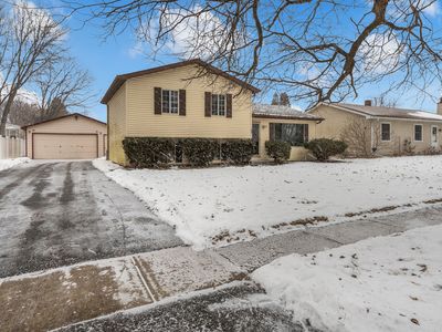 809 Thompson Ave, Winthrop Harbor, IL, 60096