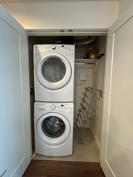 Richmond Apartment for rent - 2 Bedrooms — photo 15