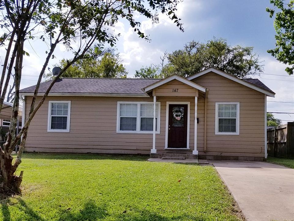 1st image of 147 Huisache St
