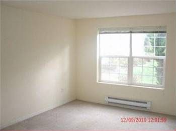 3rd image of 18621 Blueberry Ln Unit B101