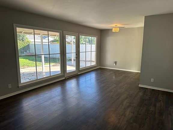 4th image of 420 Eva St