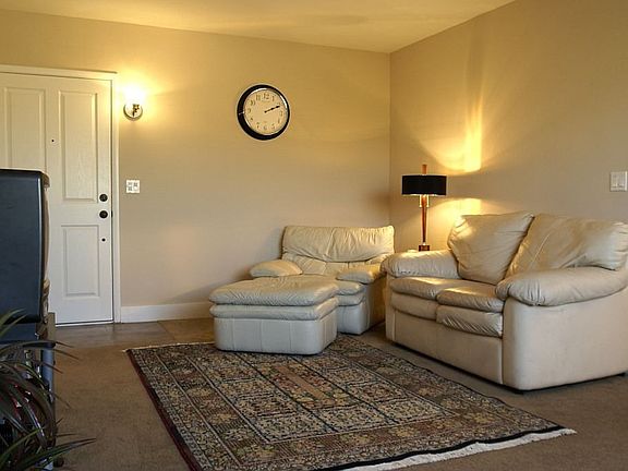 4th image of 4560 60th St Unit 21