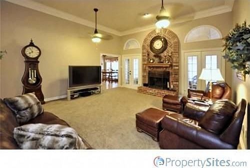 5th image of 146 Lakewood Point Dr