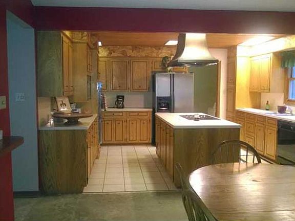3rd image of 4320 Circle Square Dr