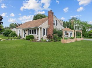 76 Sweetfern Rd, Warwick, RI 02888