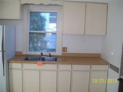 3rd image of 240 Illinois Ave
