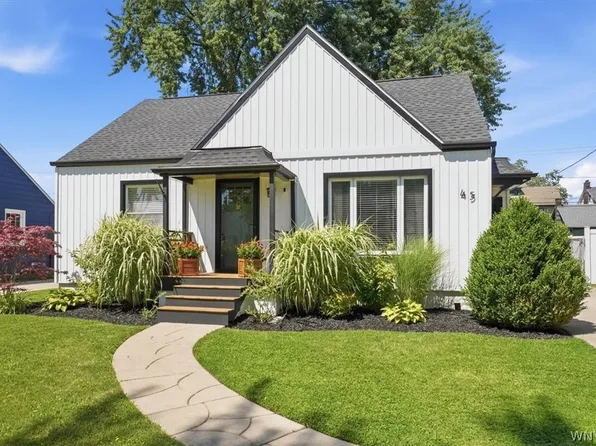45 Hampton Pkwy, Buffalo, NY 14217