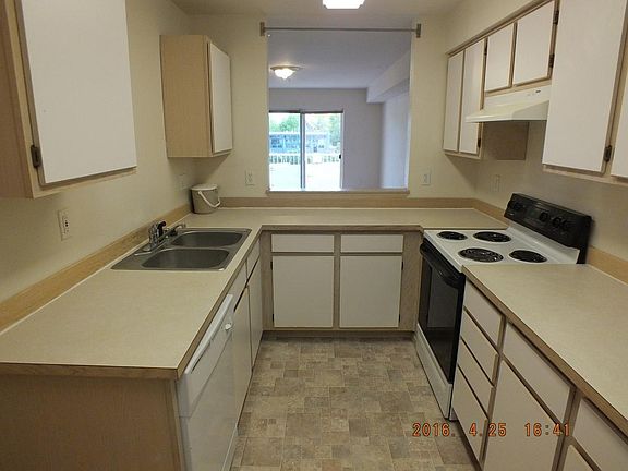 2nd image of 12549 28th Ave NE APT 206