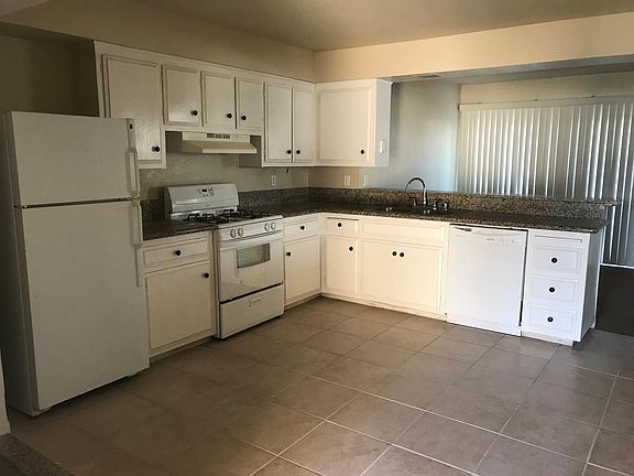 4th image of 7585 Twilight Dr