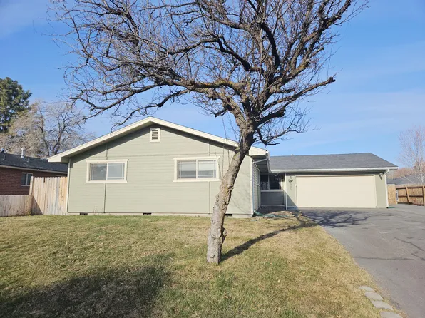 4980 Gatewood Dr, Klamath Falls, OR 97603