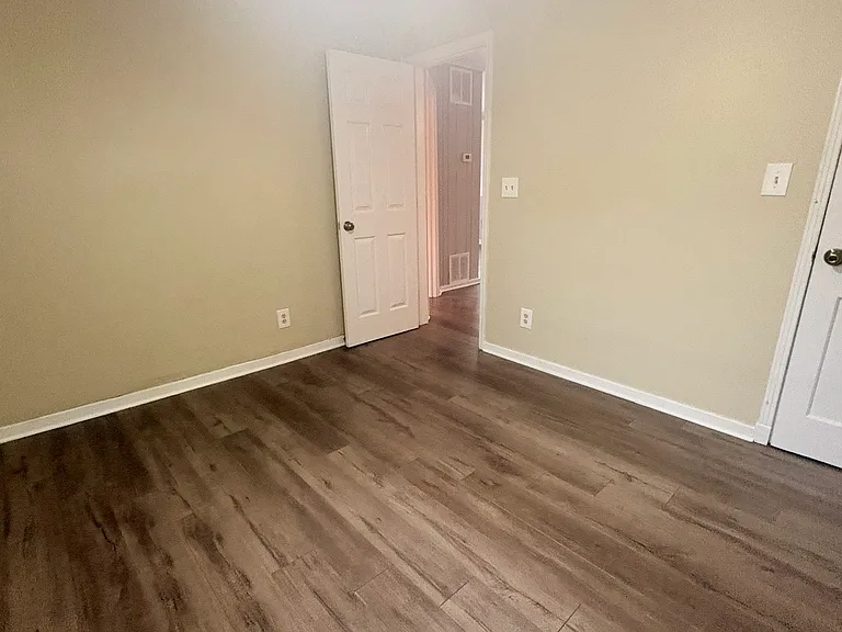 3022 Dartmouth Ave N — Photo 11
