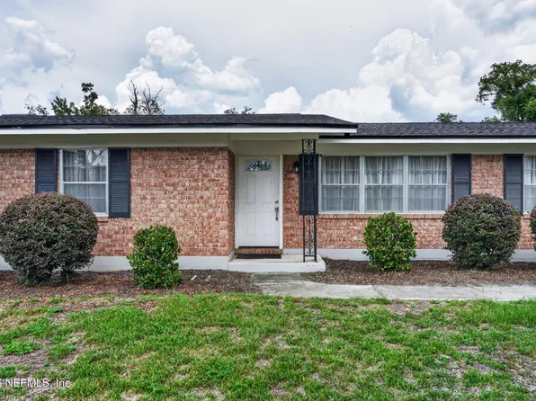 717 ESTATES COVE Road, Jacksonville, FL 32221