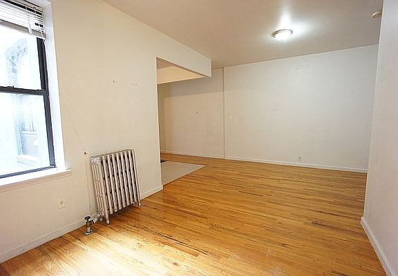 3rd image of 351 Saint Nicholas Ave APT 35
