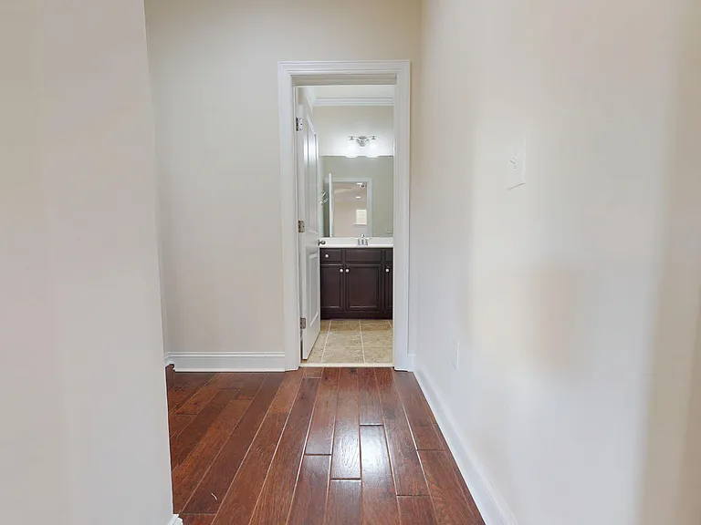 248 Begen St — Photo 12