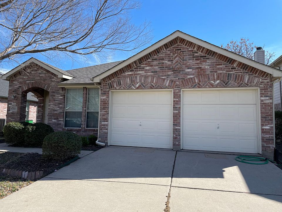 1st image of 1112 Mockingbird Dr