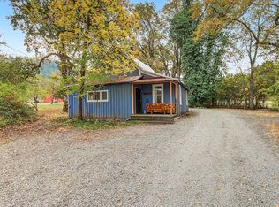 441 Tunnel Rd, Glendale, OR 97442