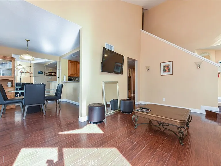 145 Stanford Ct #35 — Photo 4