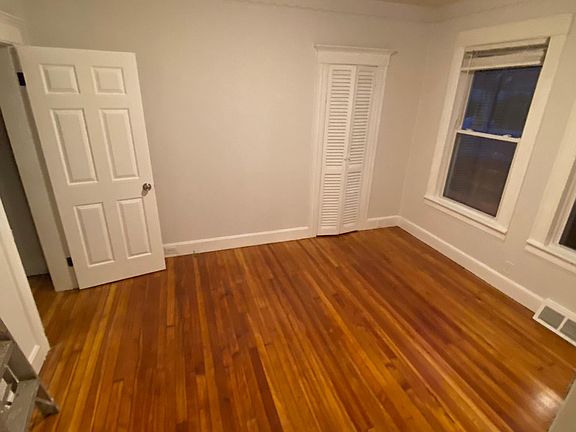 4th image of 64 Harbor Ave Floor 1