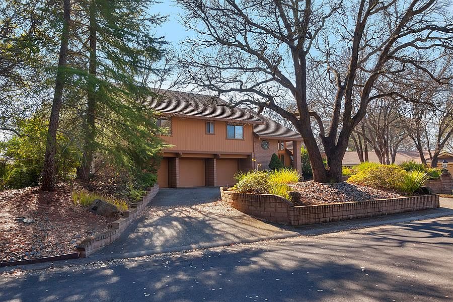 1st image of 9836 Oakplace W
