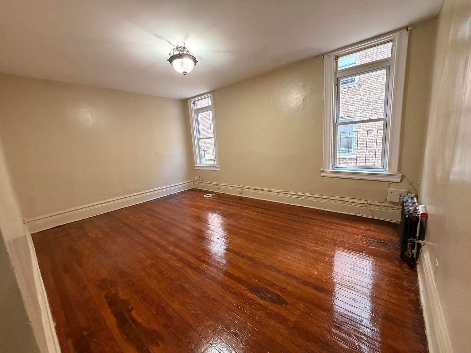 3 bed, $3,200 — Photo 3